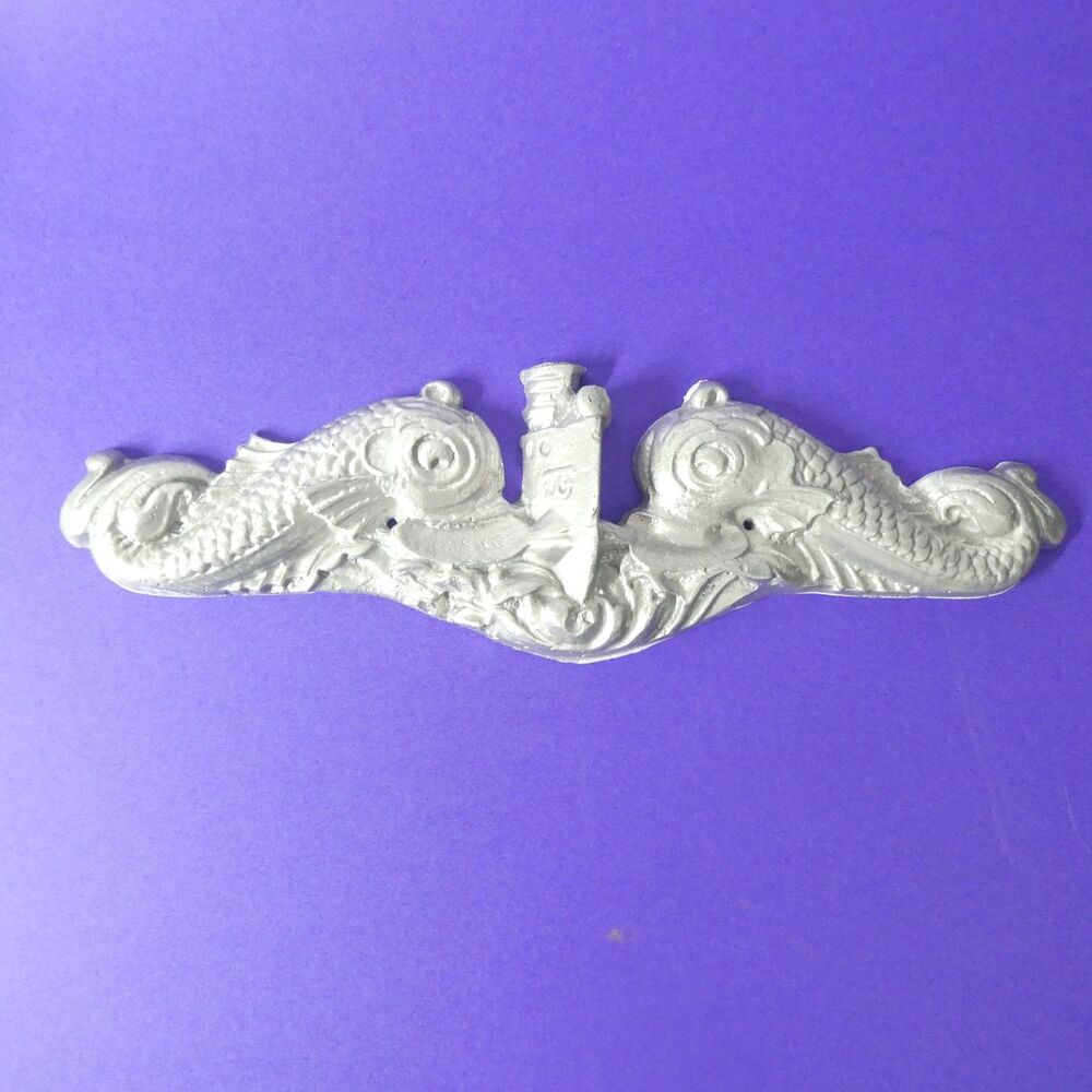 Enlisted Submarine Warfare Insignia Dolphins Cast Metal Wall Plaque 13" US Navy